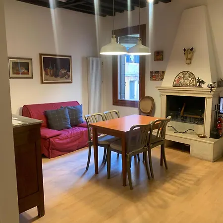 Vivi Venice